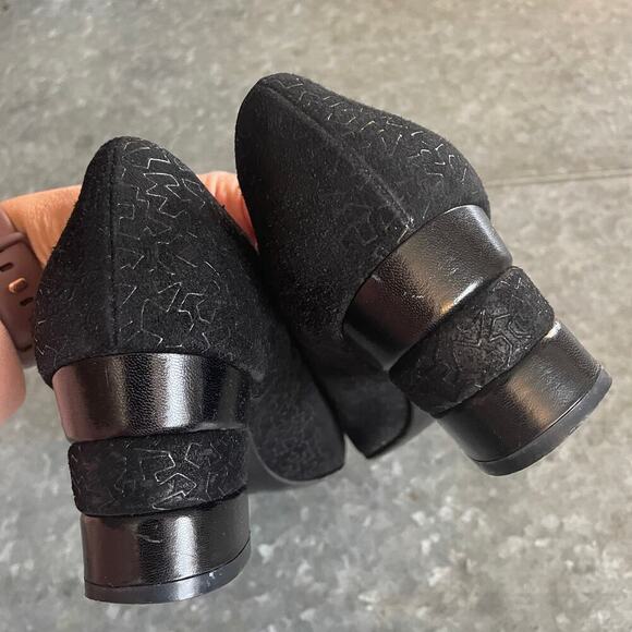 Vintage Salvatore Ferragamo Florence Suede Geometric Block Heel 10 Black Leather - Picture 4 of 9